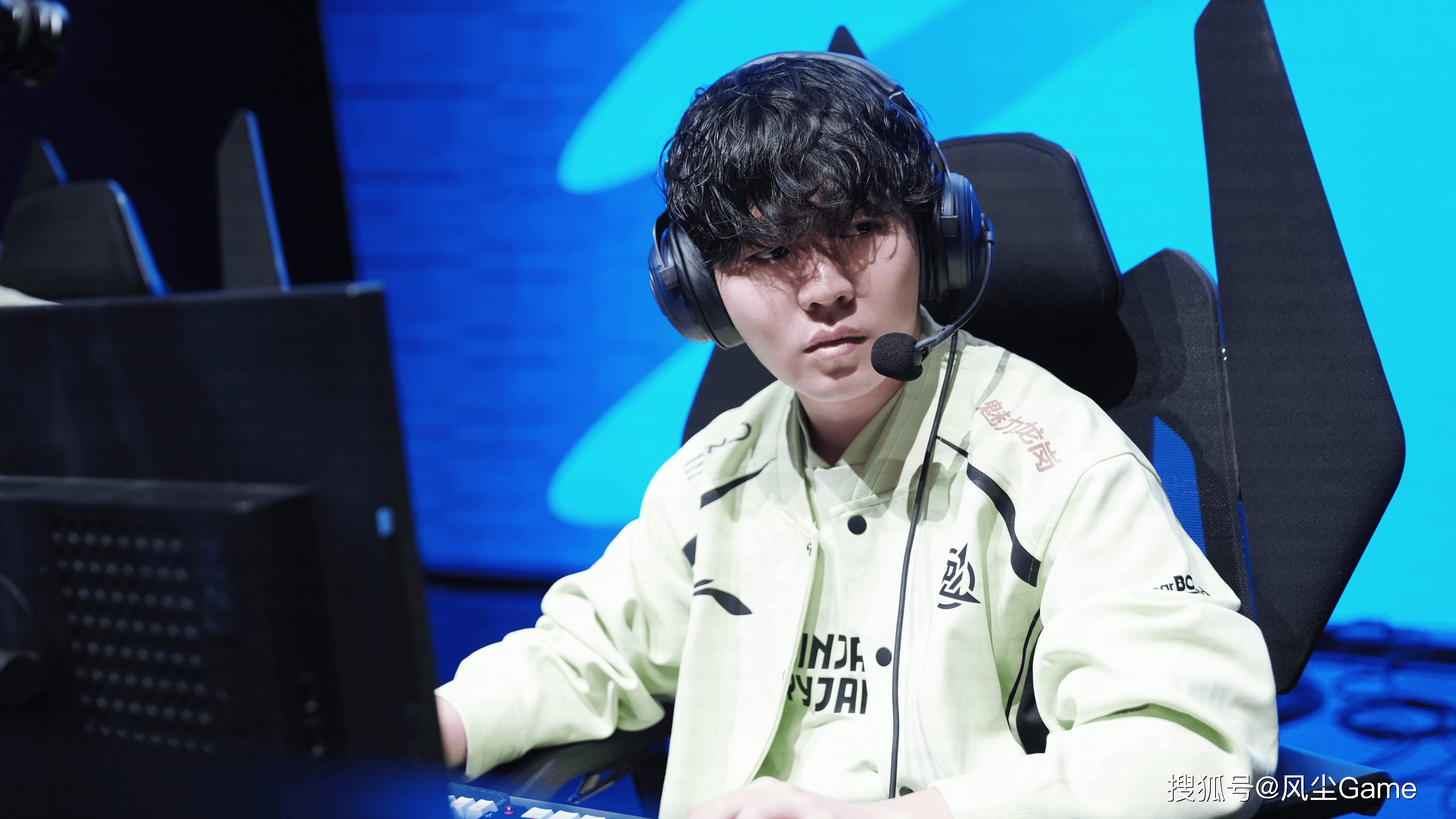 包含Doinb赛事官方发布赛况扑朔迷离新规，C9争议不断！的词条-九游会